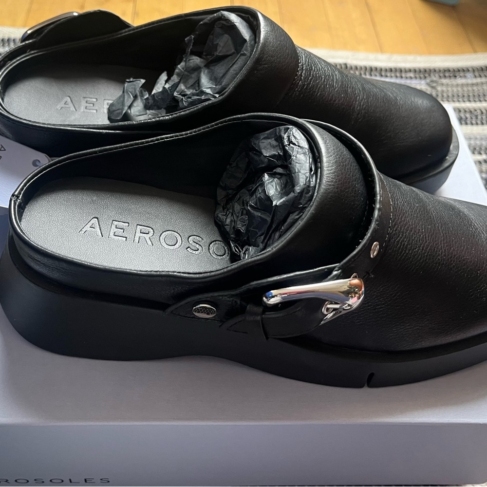 NWT Aerosoles Women's Clog in Black Leather